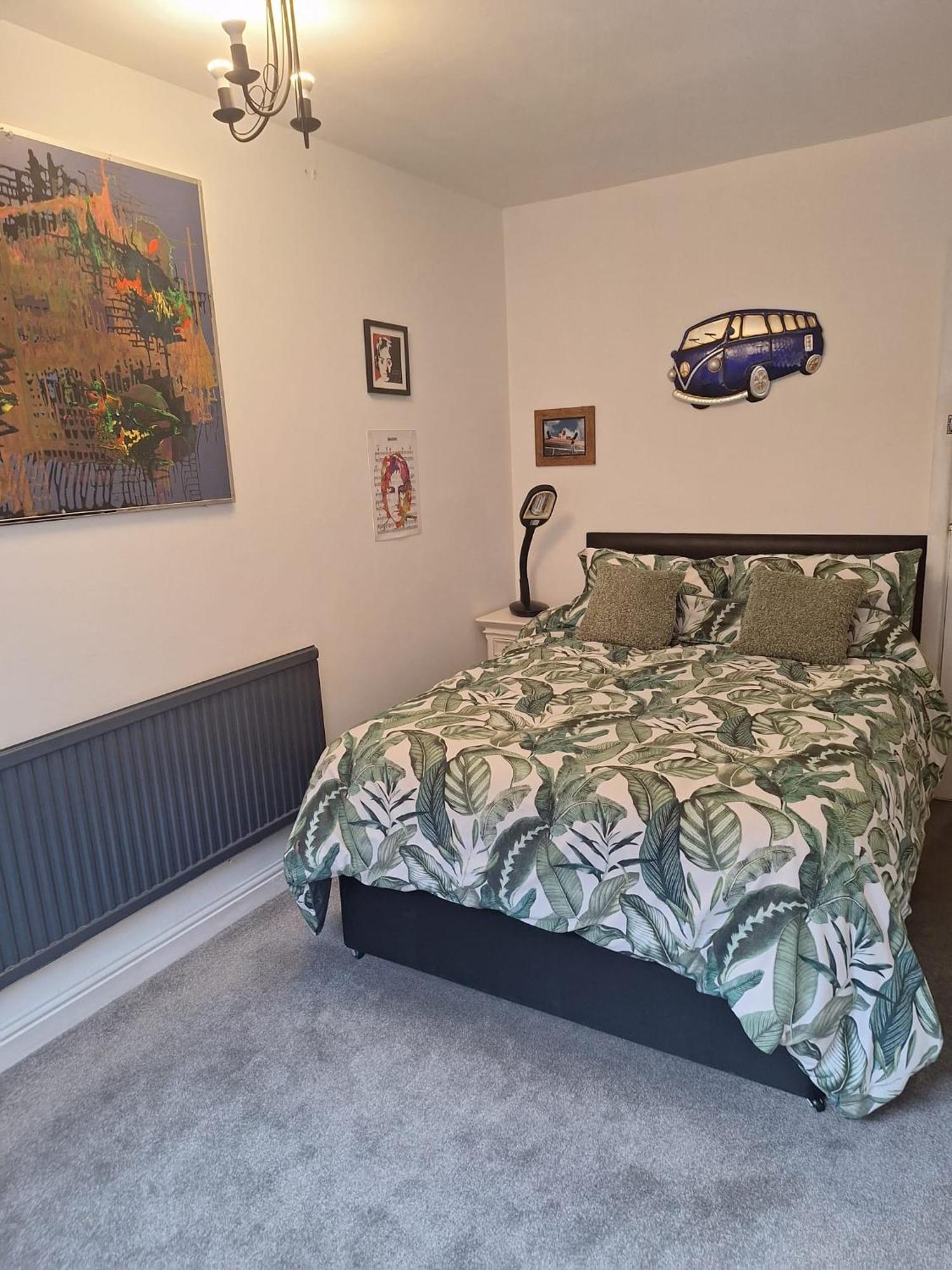 Todmorden Bed & Breakfast - The Toothless Mog Walsden Esterno foto